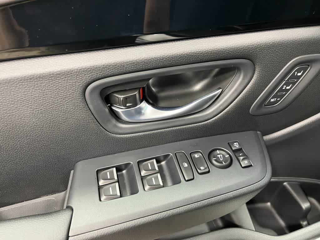 Thumbnail: 2026 Honda Pilot - 13