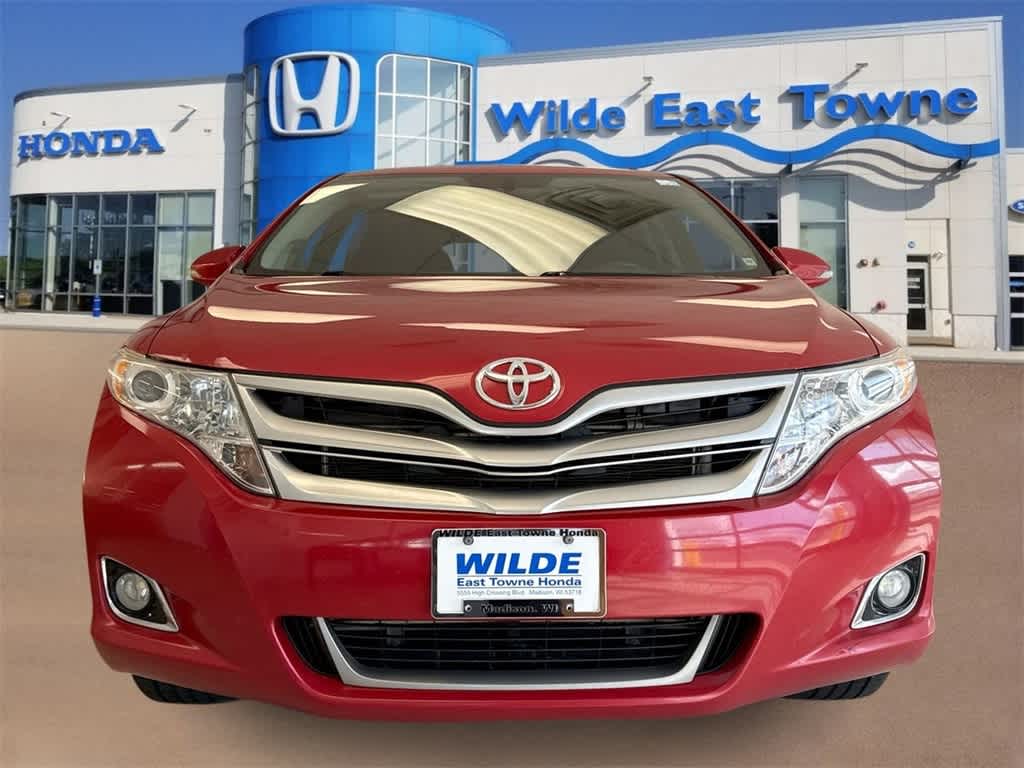 Thumbnail: 2013 Toyota Venza - 3