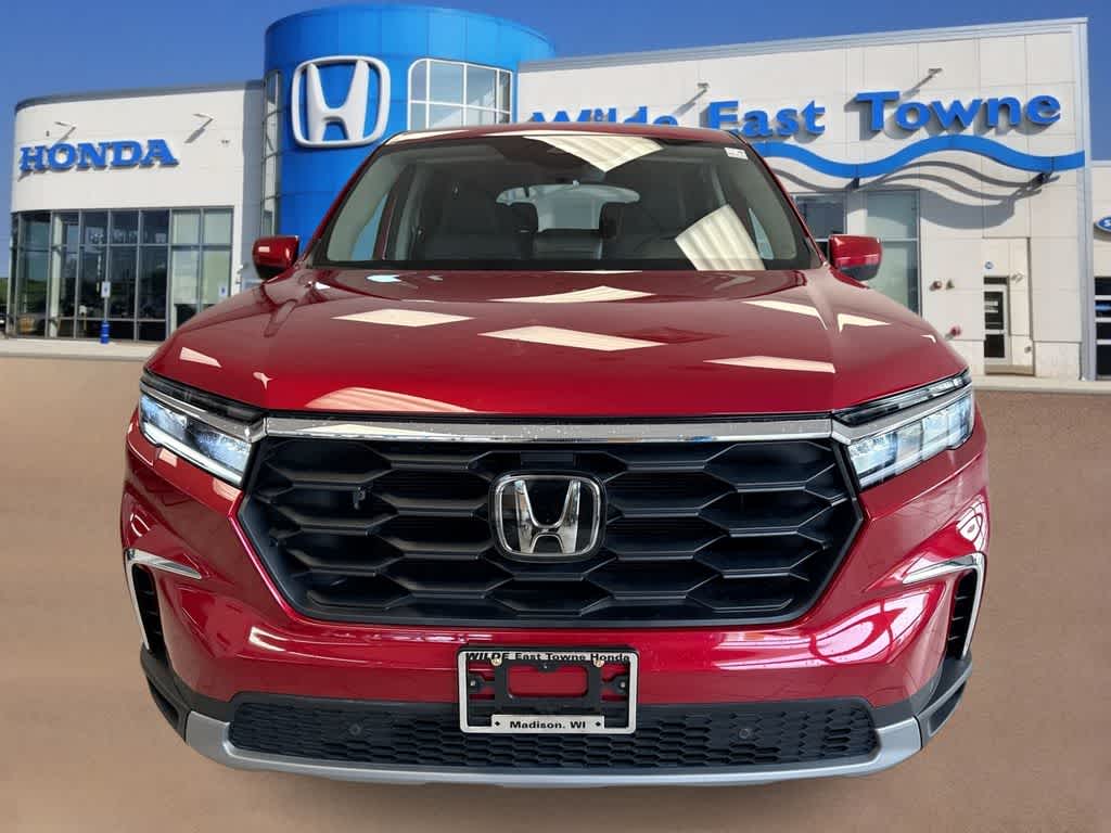 Thumbnail: 2023 Honda Pilot - 3
