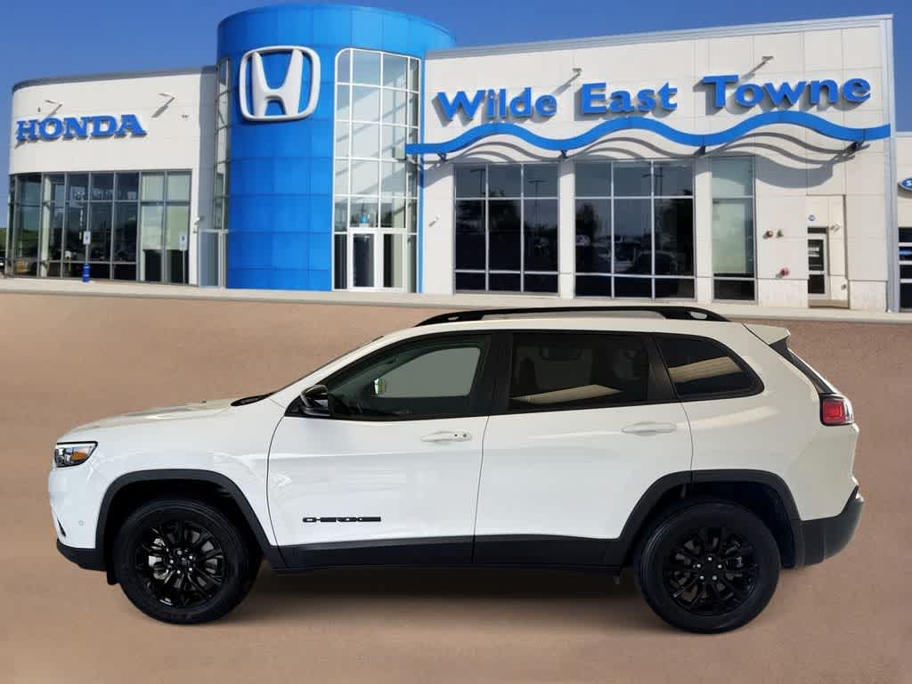 Thumbnail: 2023 Jeep Cherokee - 5