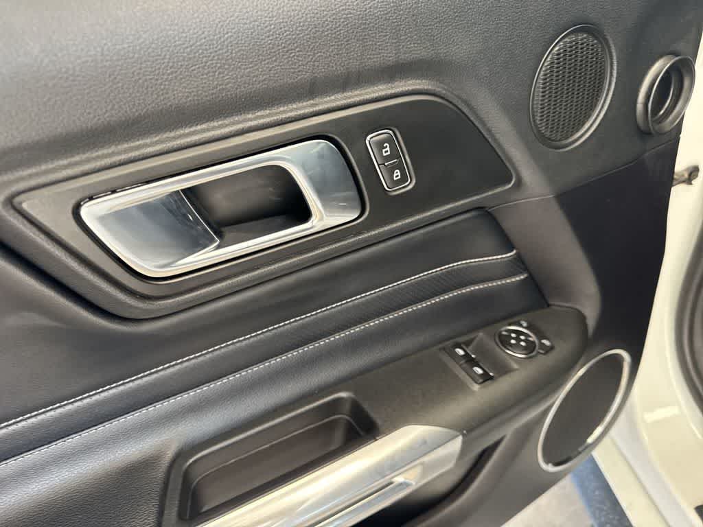 Thumbnail: 2018 Ford Mustang - 17