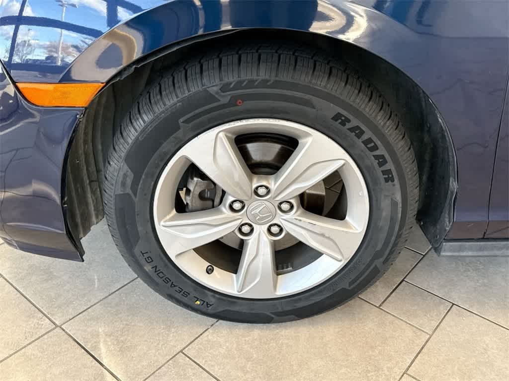 Thumbnail: 2019 Honda Odyssey - 13