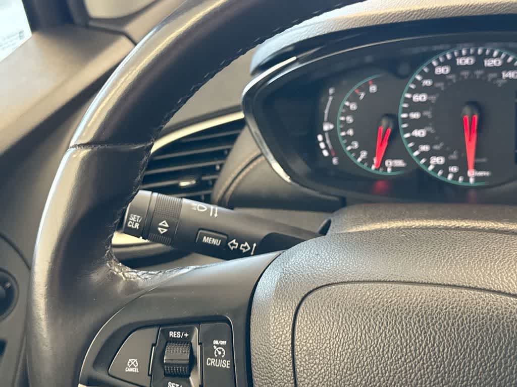 Thumbnail: 2018 Chevrolet Trax - 28