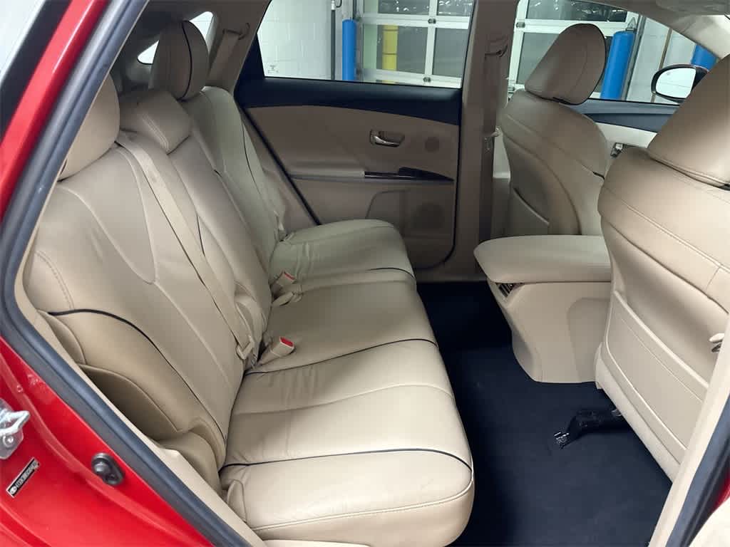 Thumbnail: 2012 Toyota Venza - 22