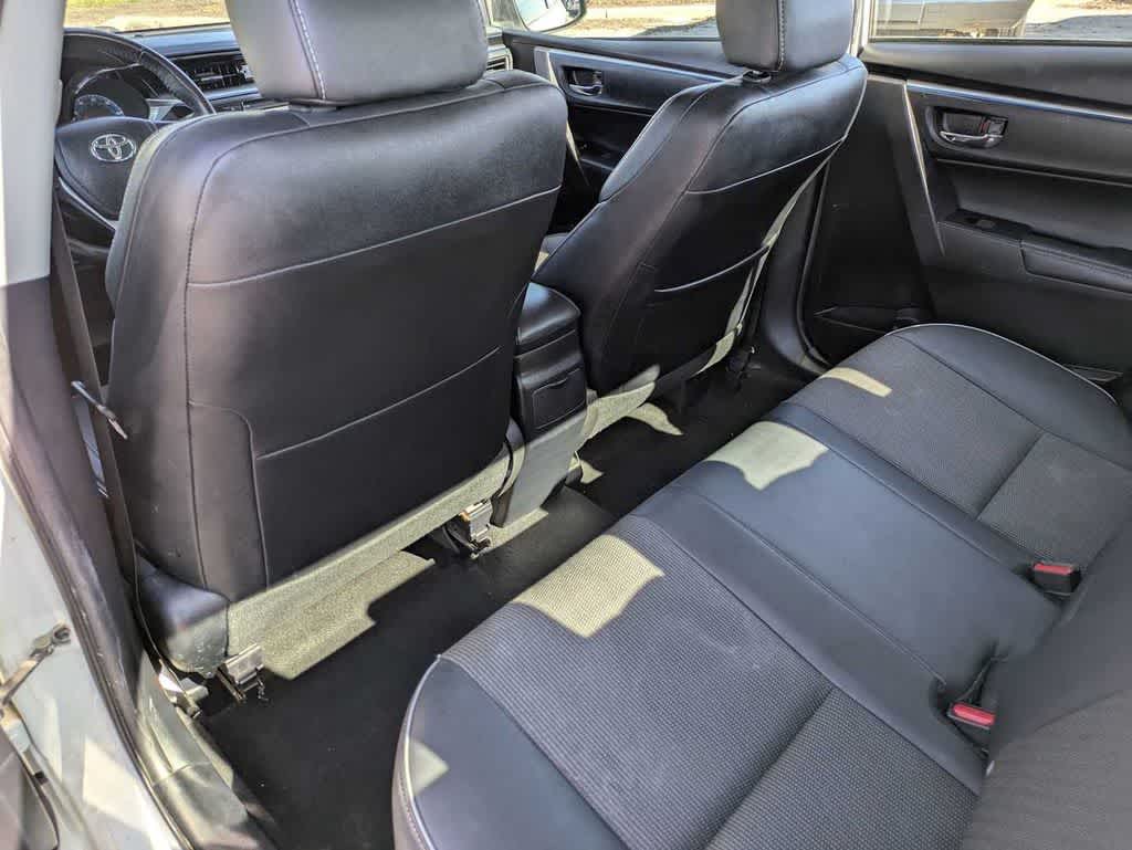 Thumbnail: 2015 Toyota Corolla - 15