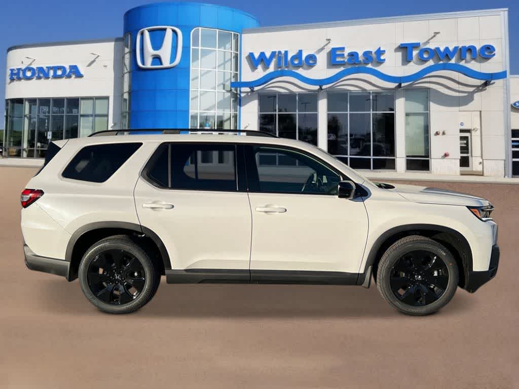 Thumbnail: 2026 Honda Pilot - 6