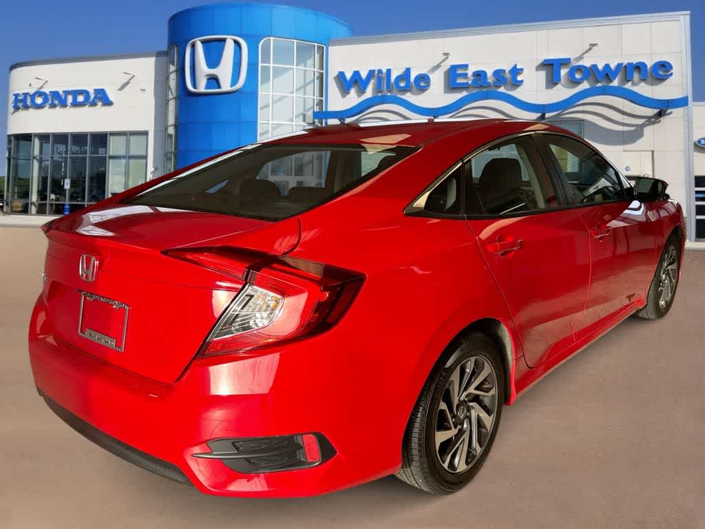 Thumbnail: 2016 Honda Civic - 8