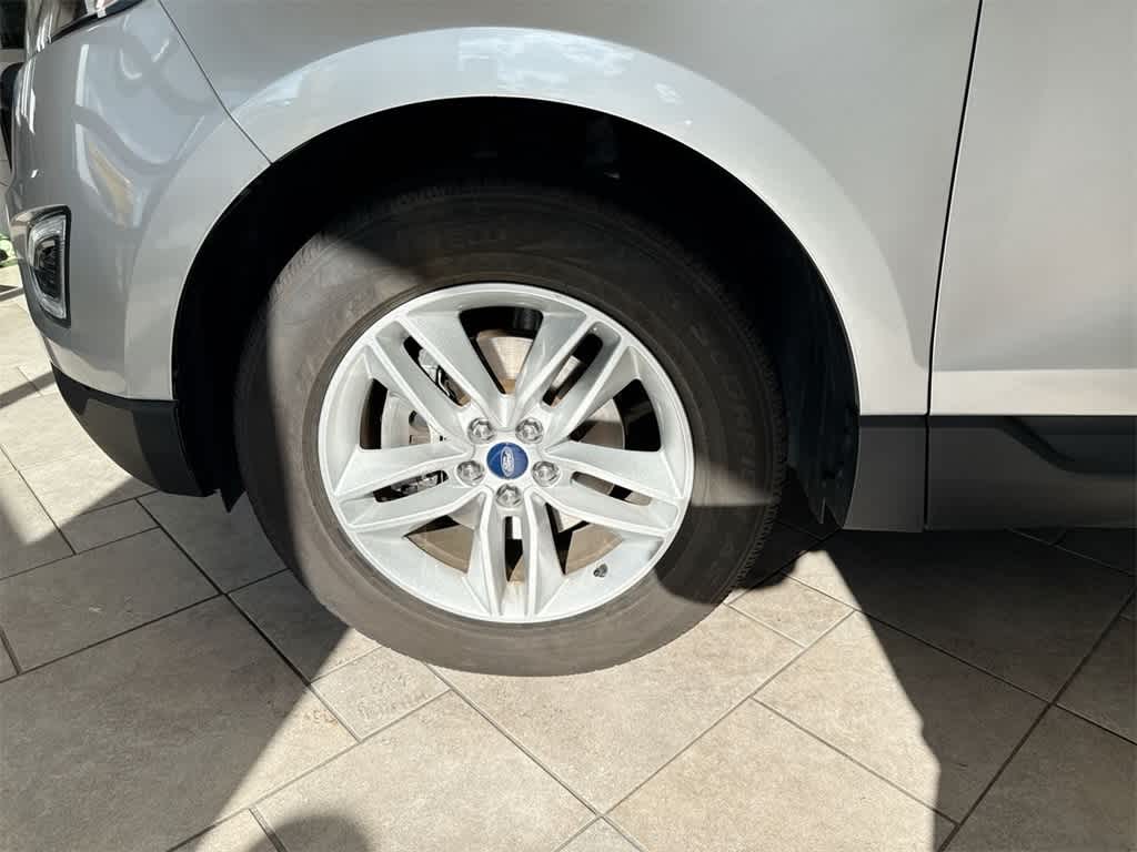 Thumbnail: 2018 Ford Edge - 14