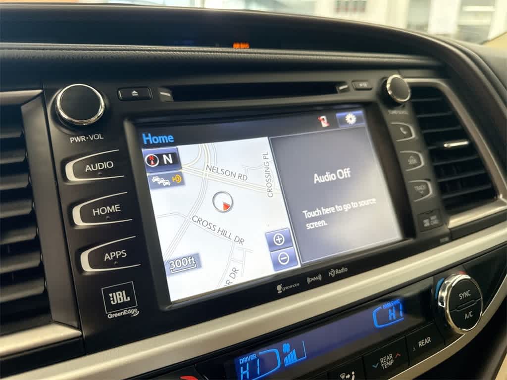 Thumbnail: 2018 Toyota Highlander - 31