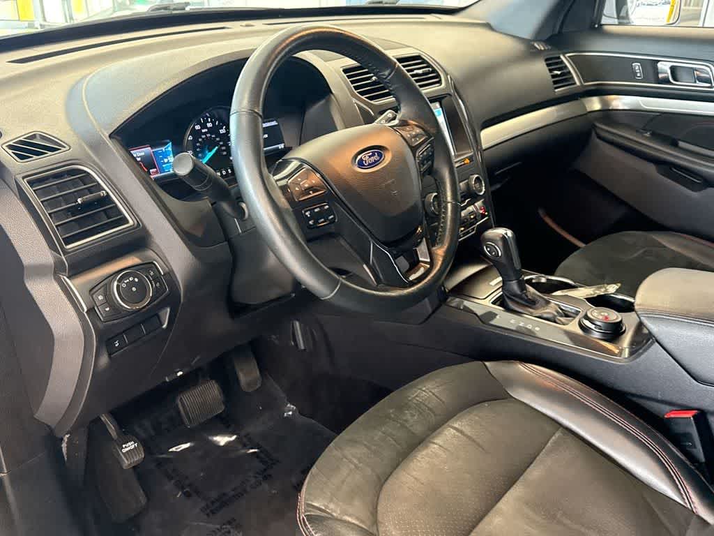 Thumbnail: 2019 Ford Explorer - 11