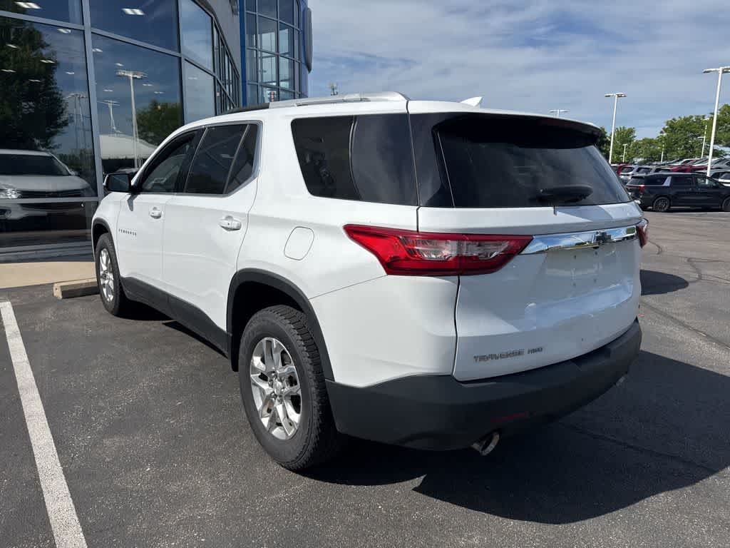Thumbnail: 2018 Chevrolet Traverse - 2