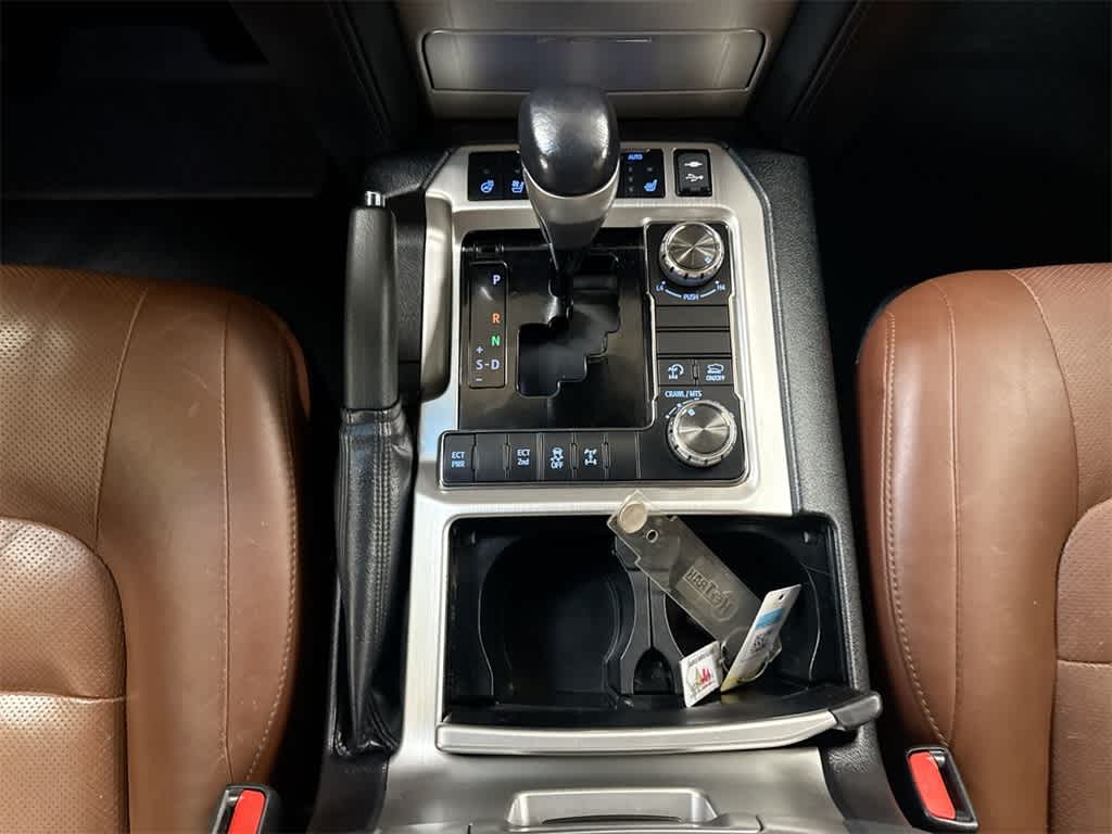 Thumbnail: 2016 Toyota Land Cruiser - 34