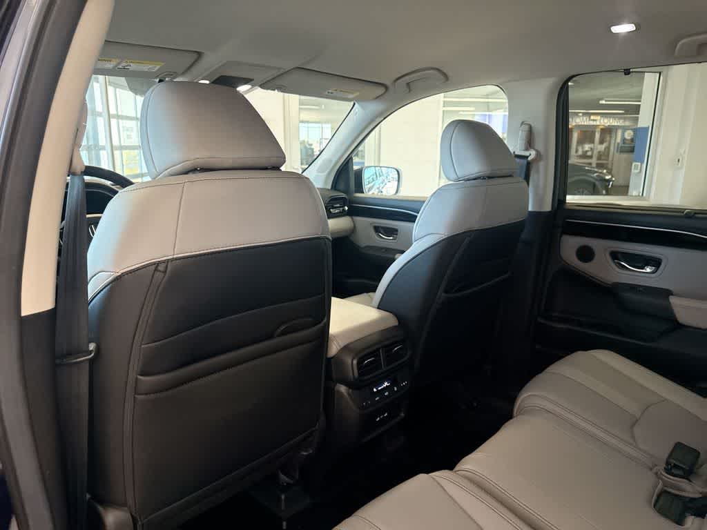 Thumbnail: 2025 Honda Pilot - 21