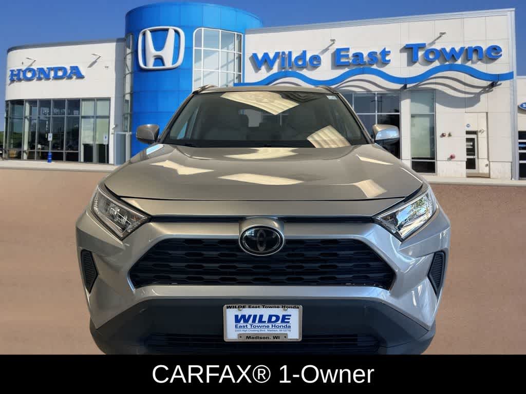 Thumbnail: 2021 Toyota RAV4 - 3