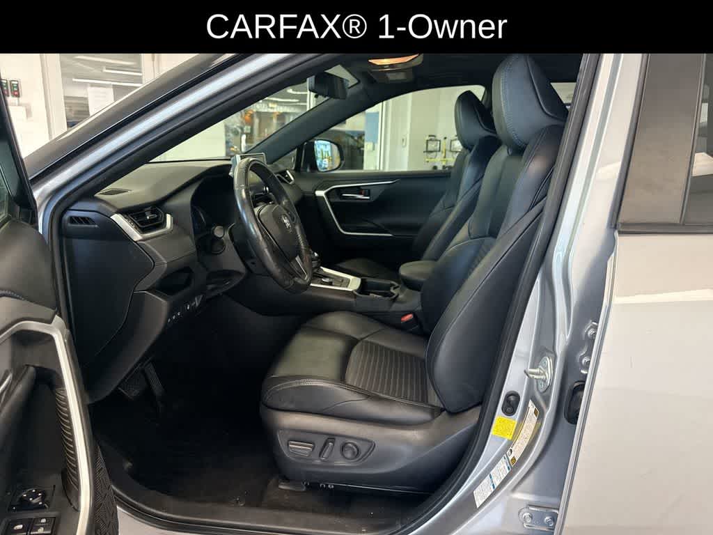 Thumbnail: 2020 Toyota RAV4 - 18