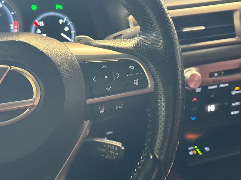 Thumbnail: 2018 Lexus GS - 26