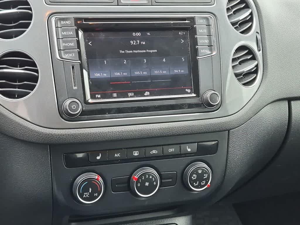 Thumbnail: 2017 Volkswagen Tiguan - 28