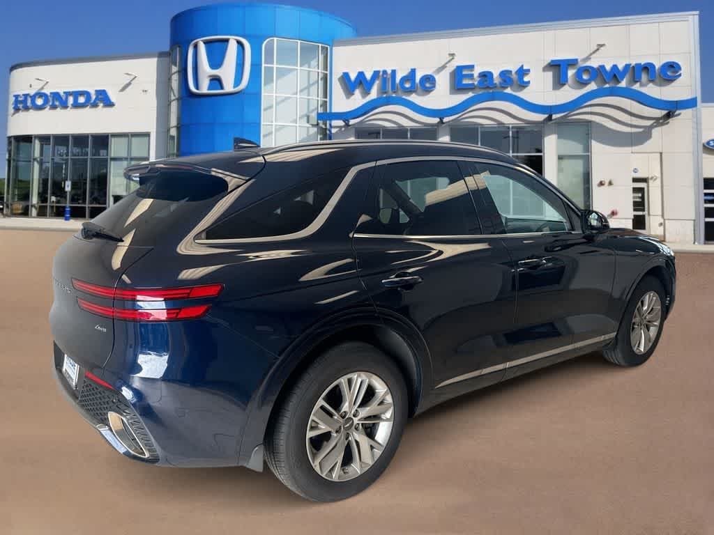 Thumbnail: 2023 Genesis GV70 - 8