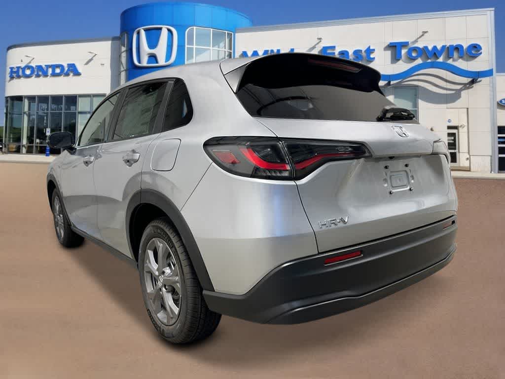 Thumbnail: 2027 Honda HR-V - 3