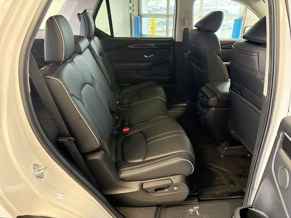 Thumbnail: 2024 Honda Pilot - 26