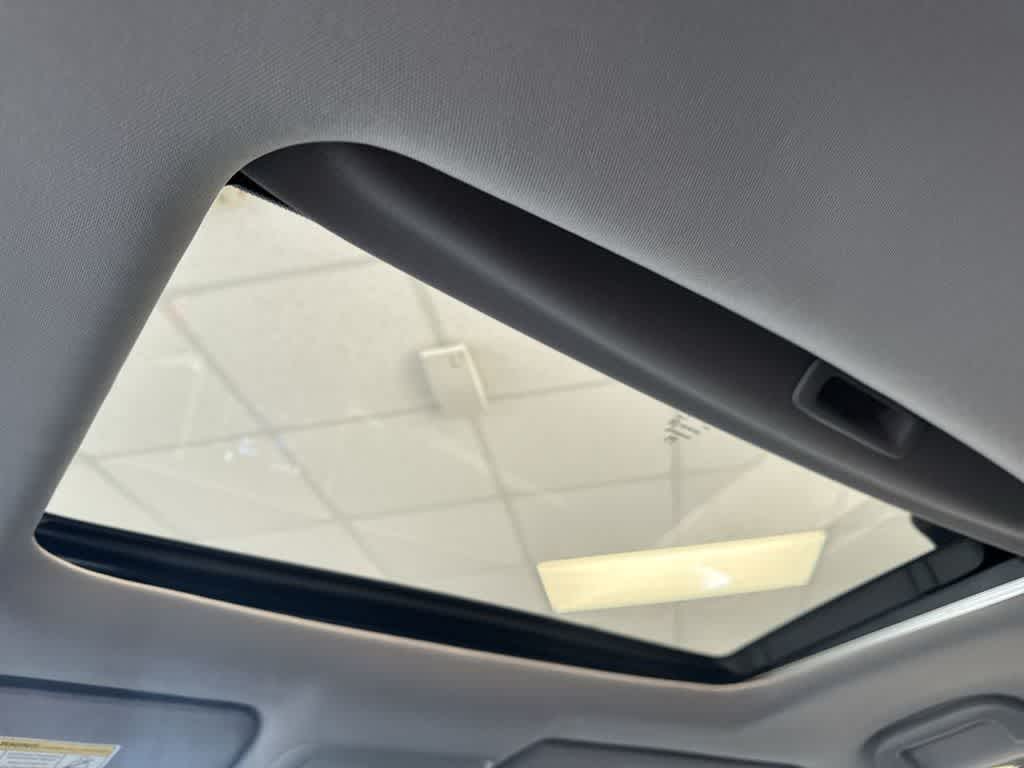 Thumbnail: 2019 Honda Ridgeline - 23