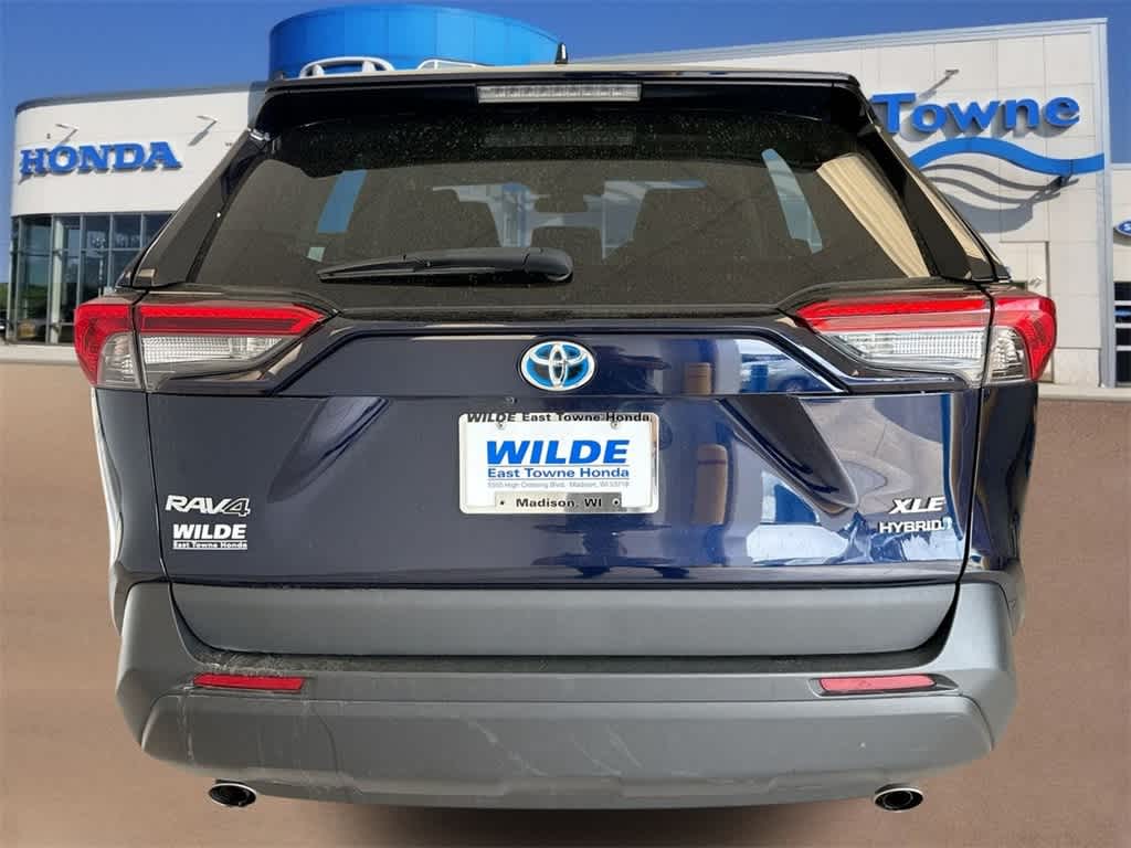 Thumbnail: 2020 Toyota RAV4 - 7