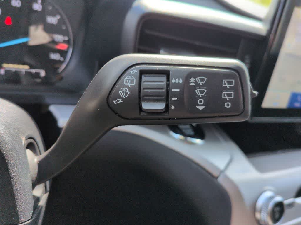 Thumbnail: 2020 Ford Explorer - 24