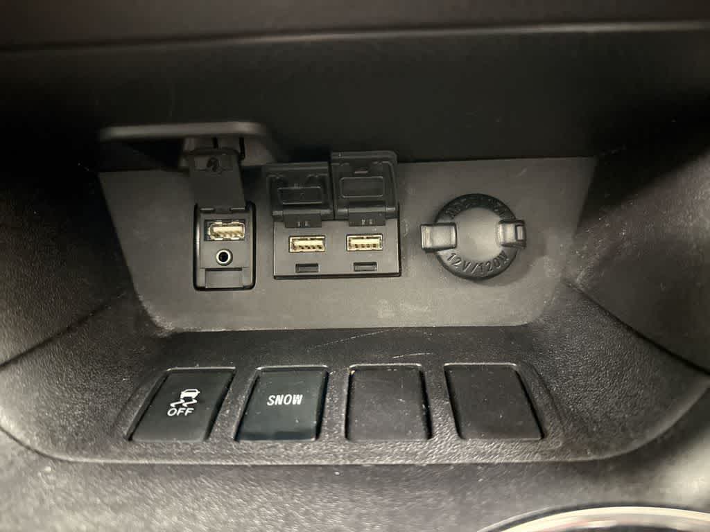 Thumbnail: 2019 Toyota Highlander - 34