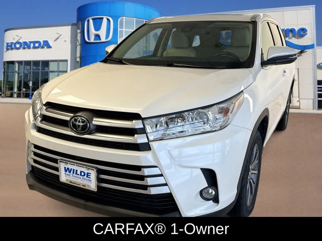 Used 2019 Toyota Highlander XLE V6 SUV