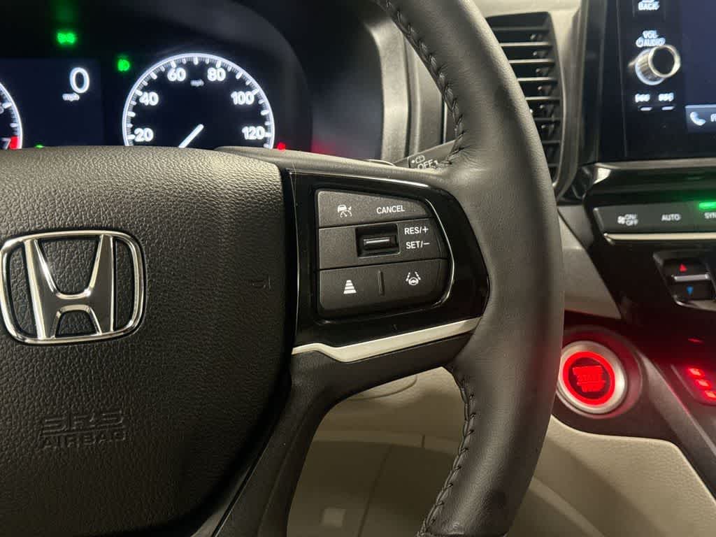 Thumbnail: 2025 Honda Odyssey - 28