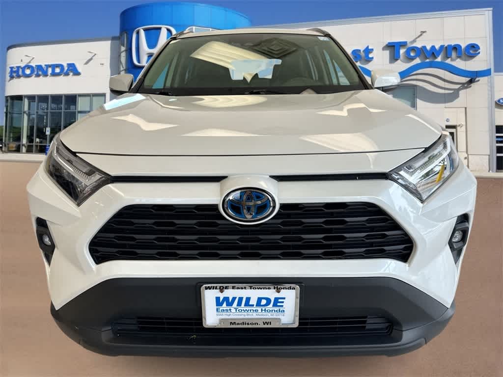 Thumbnail: 2022 Toyota RAV4 - 3
