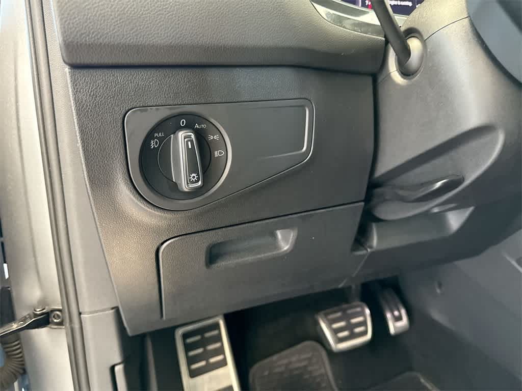 Thumbnail: 2019 Volkswagen Tiguan - 39