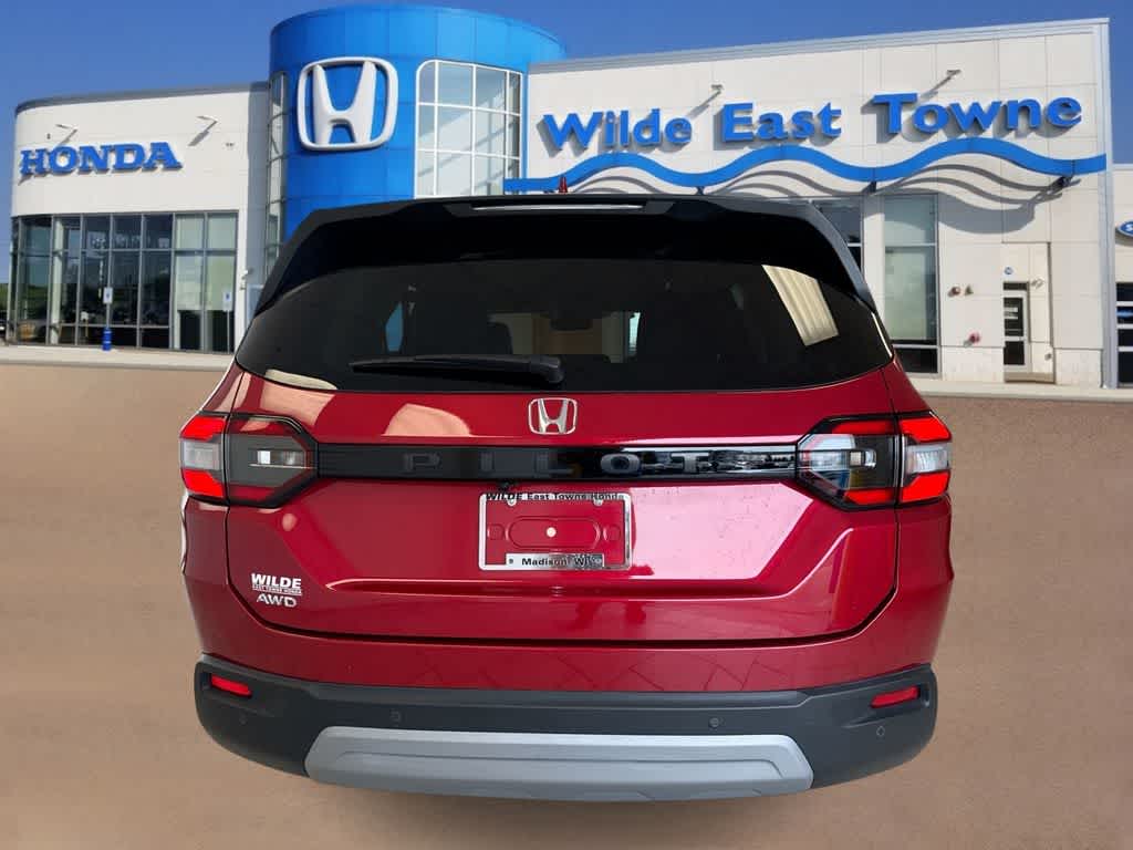 Thumbnail: 2023 Honda Pilot - 7