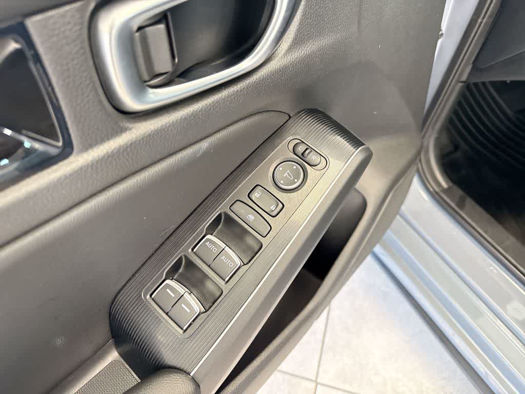 Thumbnail: 2022 Honda Civic - 21