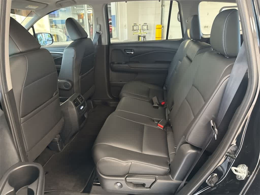 Thumbnail: 2022 Honda Pilot - 21