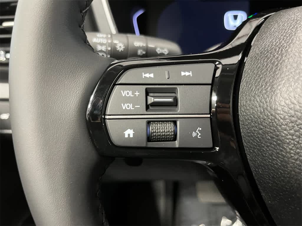 2025 Honda Pilot Touring 18