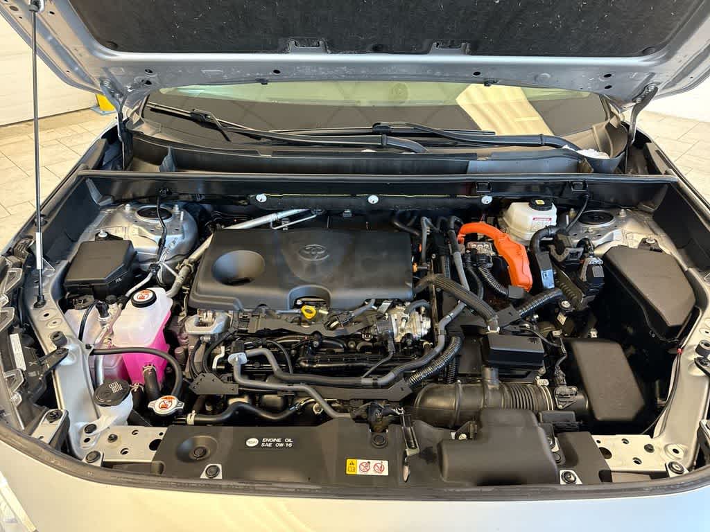 Thumbnail: 2023 Toyota RAV4 - 15