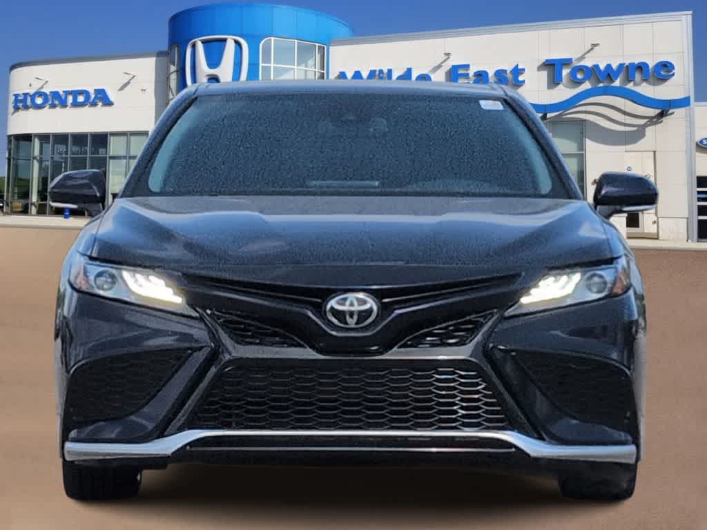 Thumbnail: 2021 Toyota Camry - 4