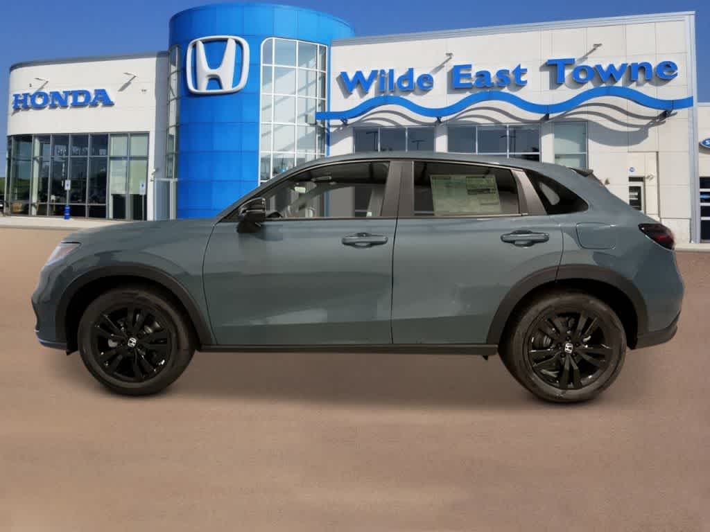Thumbnail: 2027 Honda HR-V - 2