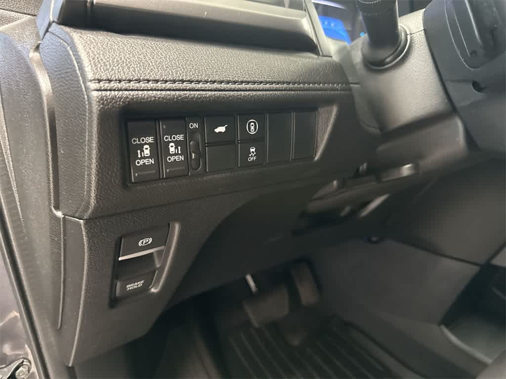 Thumbnail: 2023 Honda Odyssey - 38