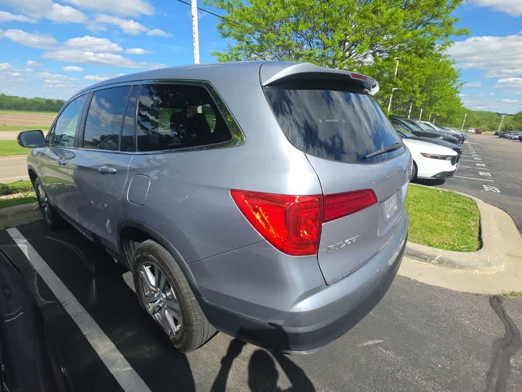 Thumbnail: 2016 Honda Pilot - 2