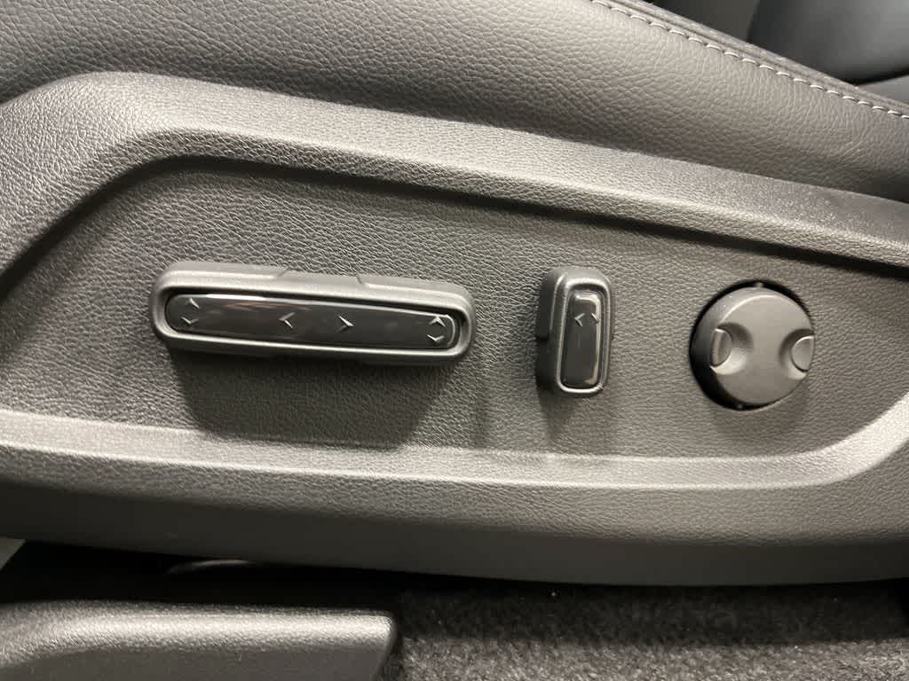 Thumbnail: 2026 Honda Pilot - 14