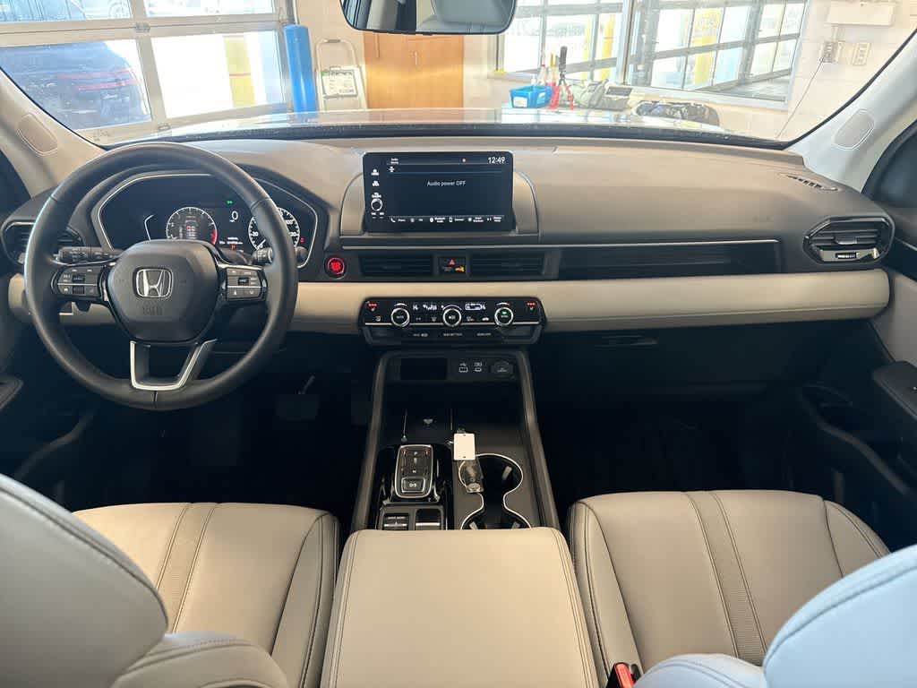 Thumbnail: 2025 Honda Pilot - 18