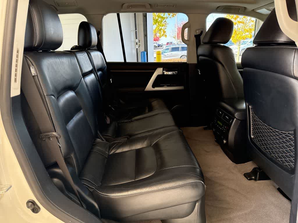 Thumbnail: 2015 Toyota Land Cruiser - 22