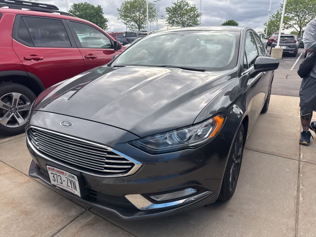 2018 Ford Fusion SE FWD's photo