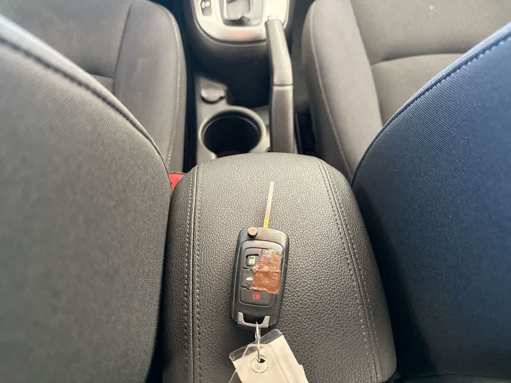 Thumbnail: 2015 Chevrolet Cruze - 34