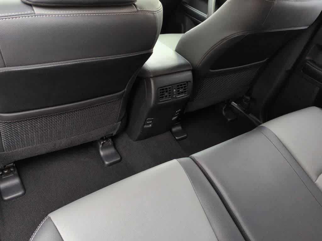 Thumbnail: 2019 Toyota 4Runner - 18