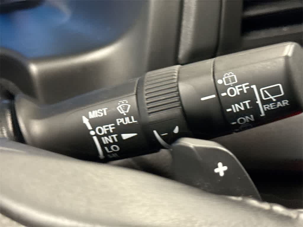 Thumbnail: 2023 Honda Odyssey - 27