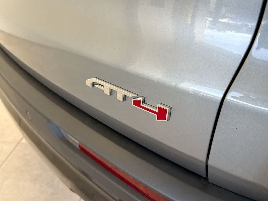 Thumbnail: 2025 GMC Acadia - 13