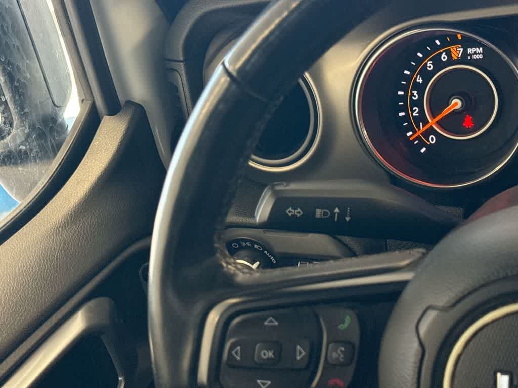 Thumbnail: 2019 Jeep Wrangler - 25